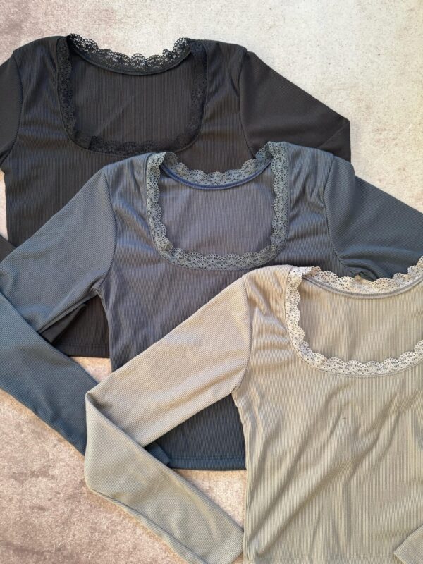 Camiseta Cuello Cuadrado - Imagen 3